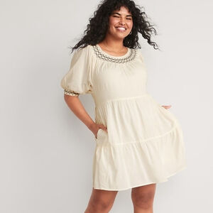 Old Navy Puff Sleeve Embroidered Smocked Swing Mini Dress M NWT